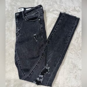 Simply Society, black ripped jean